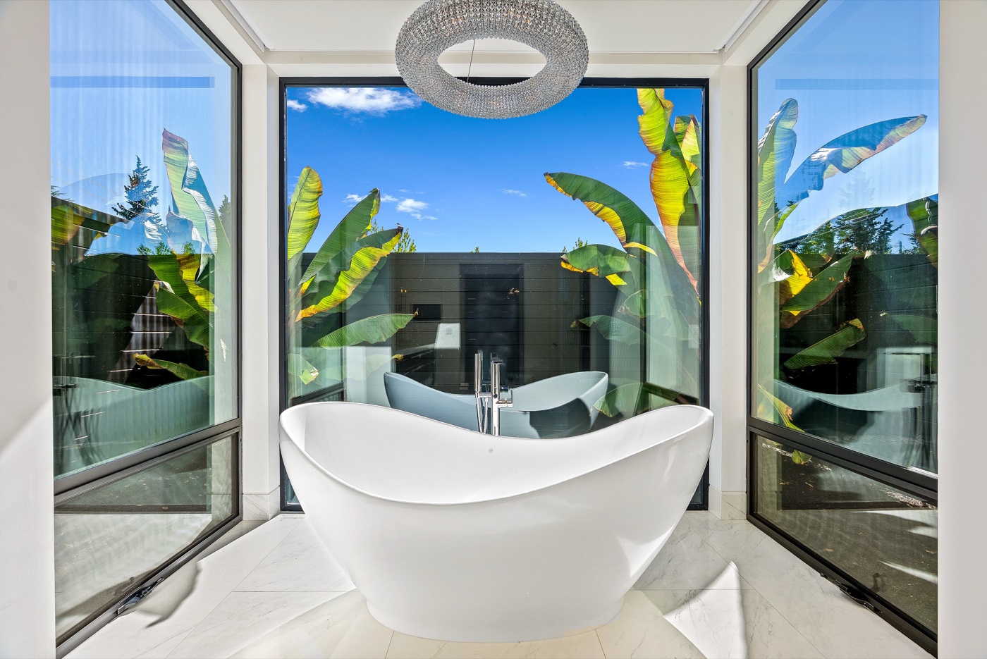 Constitution Ave interior